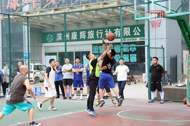 博努奇以